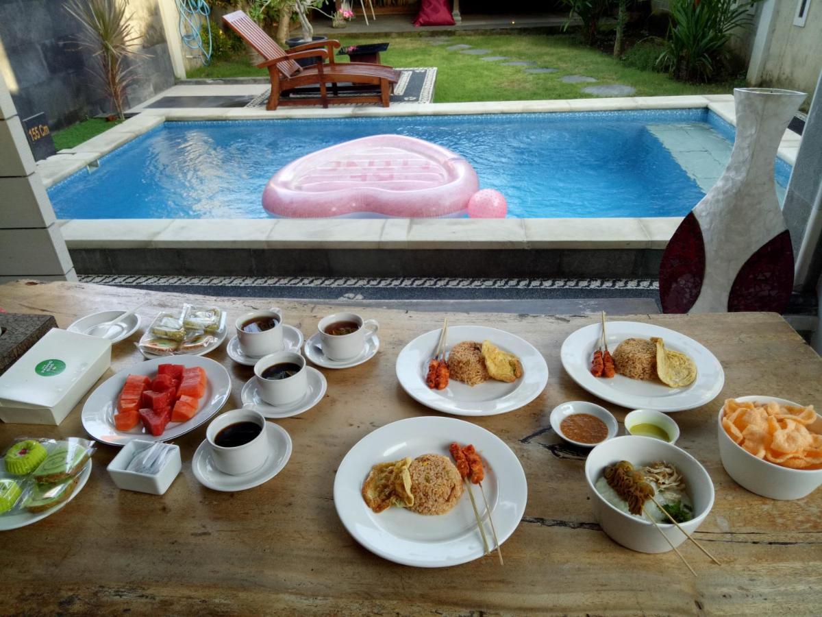 The Surya Kuta Villa Exteriér fotografie