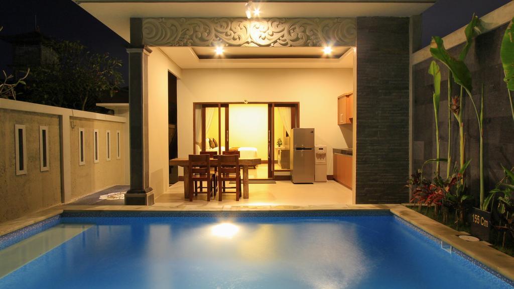 The Surya Kuta Villa Exteriér fotografie